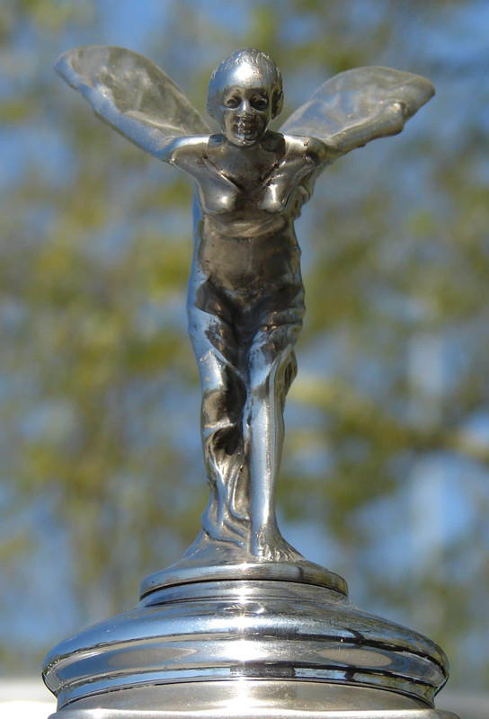 9. 1957 Rolls Royce Silver Cloud Spirit of Ecsta