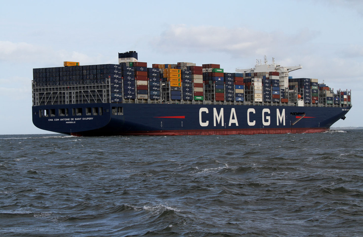 CMA CGM ANTOINE DE SAINT EXUPERY     (14727f)[CC7EL](Fra-2018)(30 Aug 2018-Elbe-Cuxhaven-Alte Liebe-