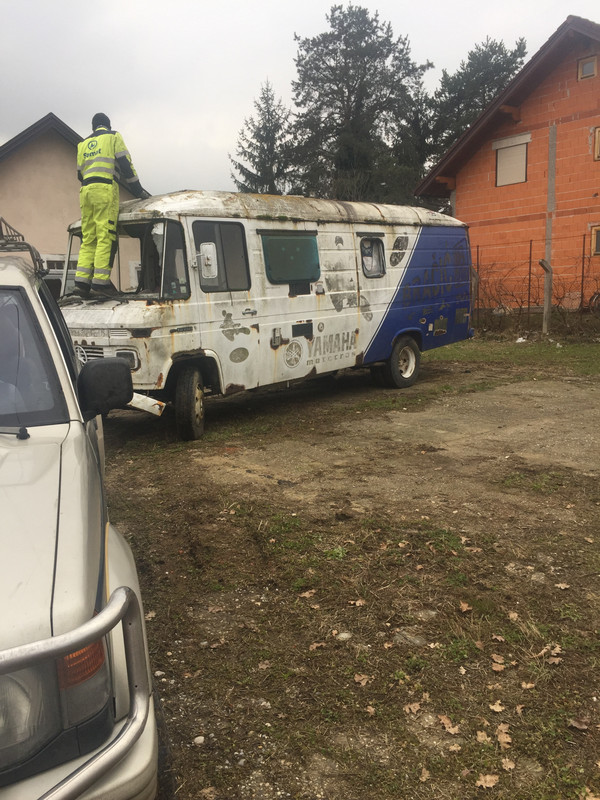 ADEDBD7D-A8AE-4FAA-9B04-D8CA1E57751F