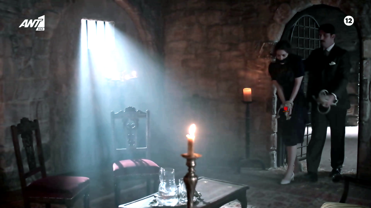 Kalliopi Chaska Grand Hotel S02E43