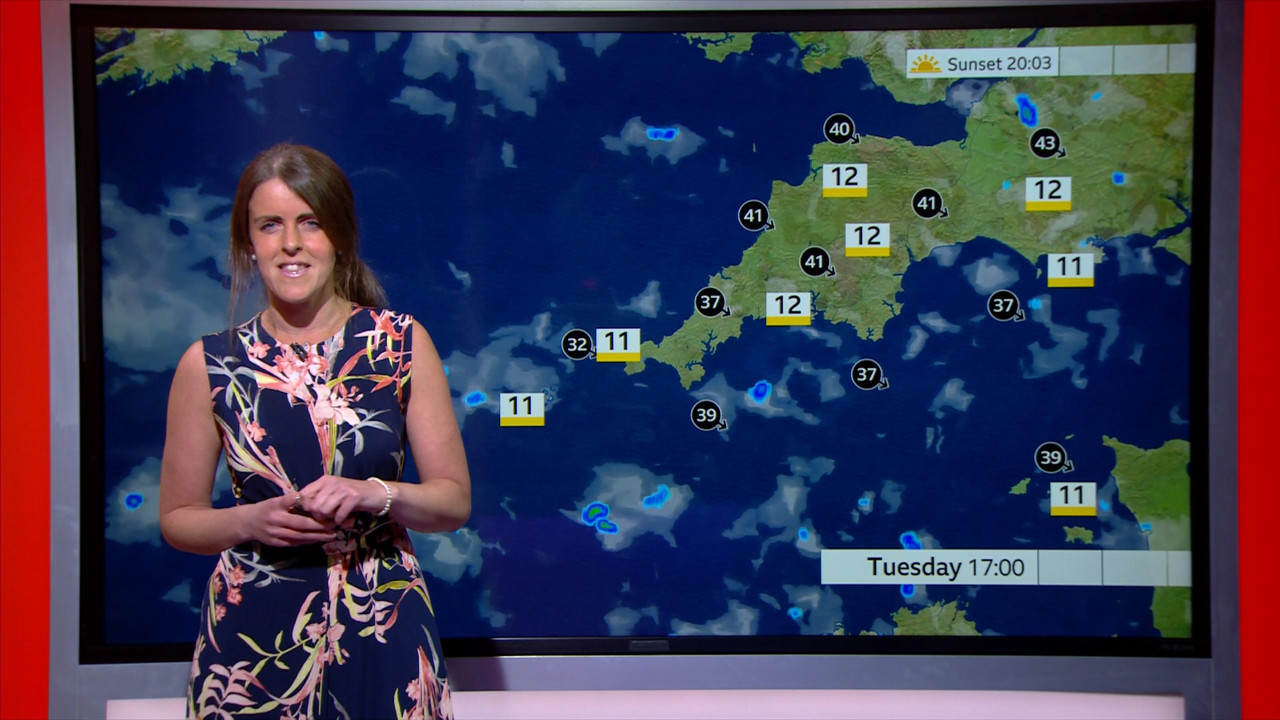 04.08 - 13.30.00 - Spotlight. The latest news, sport, weather and fea....ts_snapshot_16.02.730