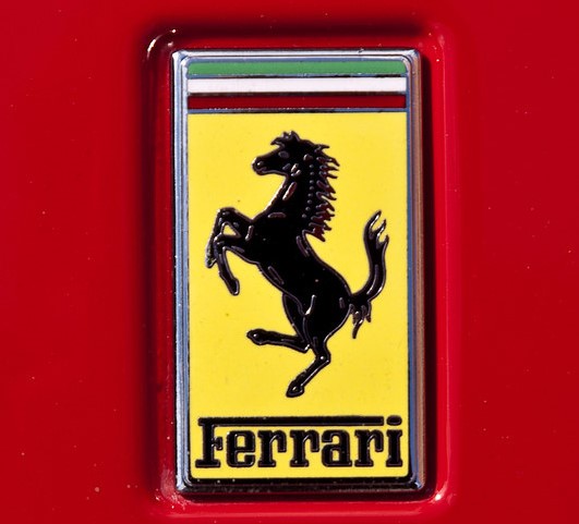 logo ferrari