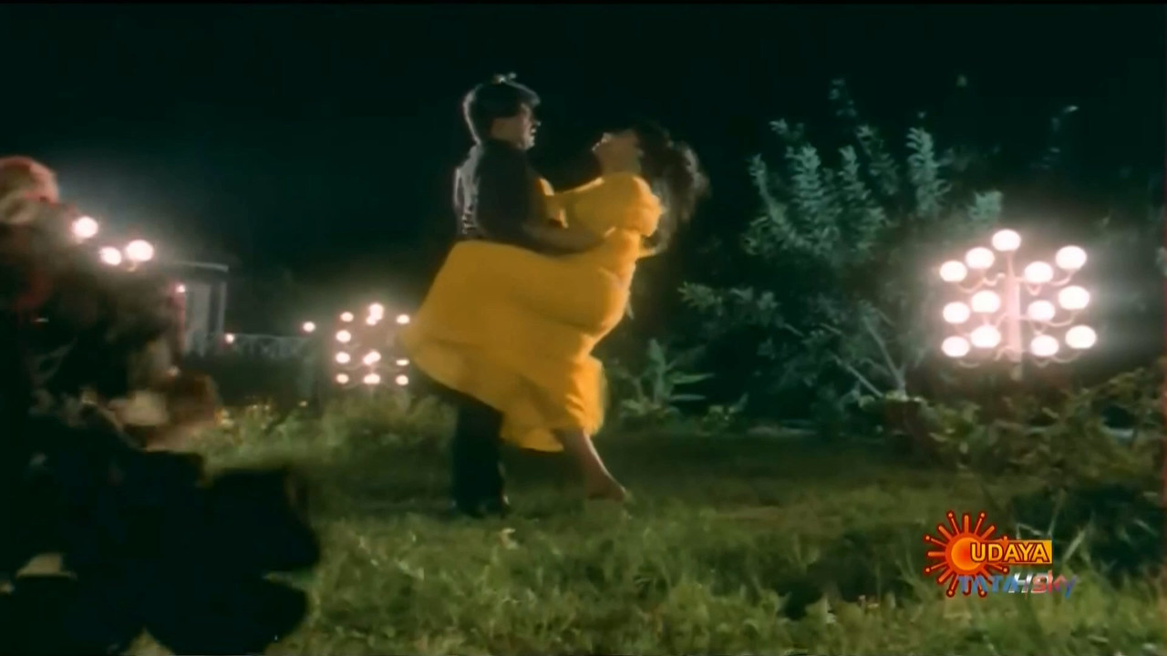 Vanitha Vasu Hot NR.mp4_20210823_081020.091