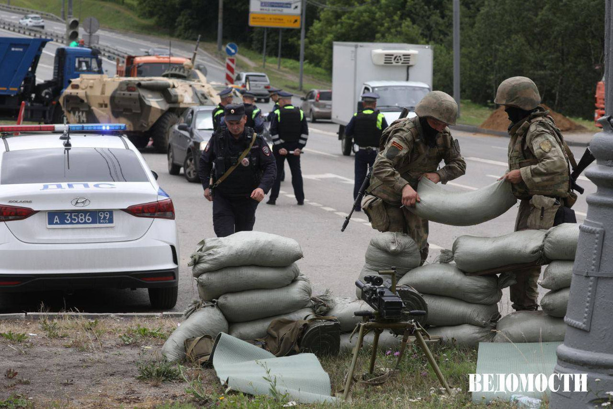 Вагнеровцы взяли под контроль Ростовскую, Воронежскую области, въехали в Липецкую
