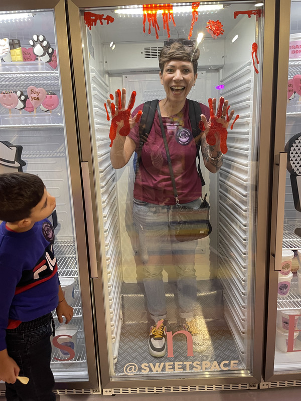 04CB11FF-2DF9-4770-8662-C0BE9803BCF3