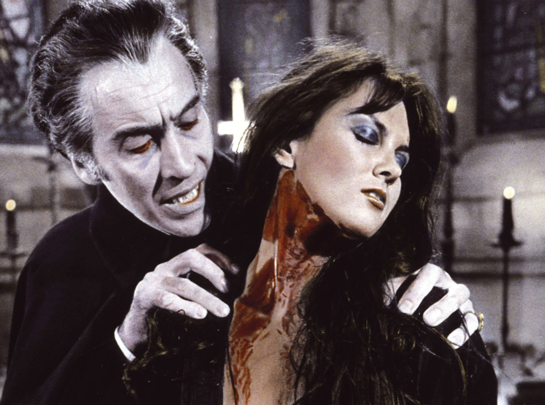 Caroline_Munro_b55