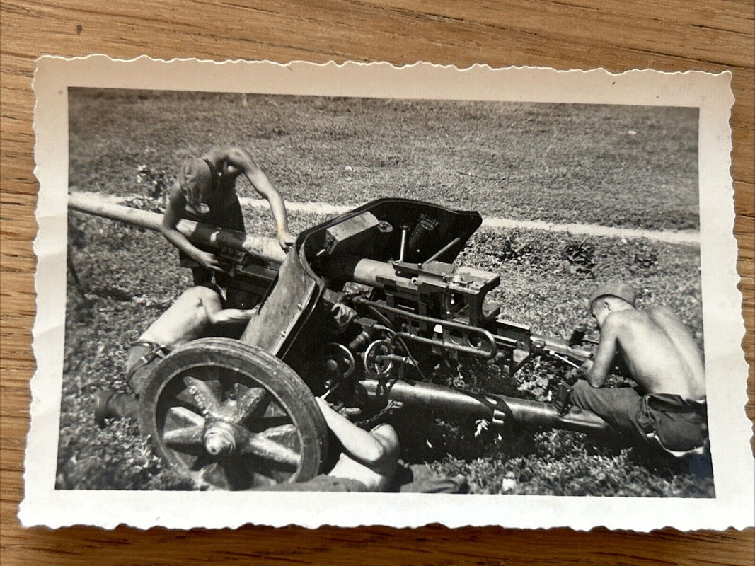 Foto Wk2 Wehrmacht Front Kampf Soldat Geschütz