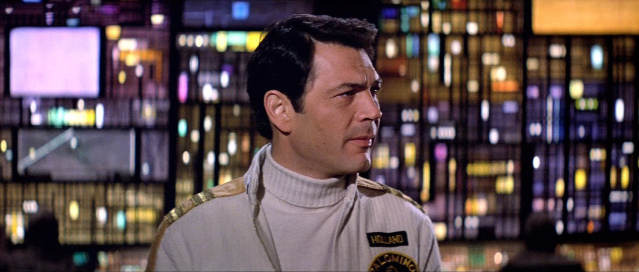 The Black Hole (1979).mkv_snapshot_00.29.25_[2018.02.20_20.04.24