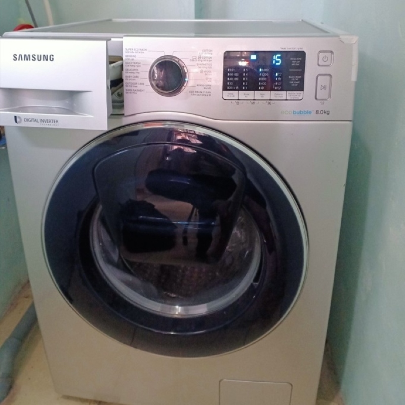 Nguy cơ tiềm ẩn khi tự sửa máy giặt Aqua lỗi END tại nhà