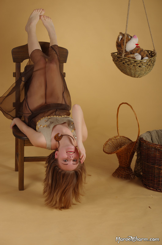 MarvelCharm_Nicolette-Basket-Lady-070