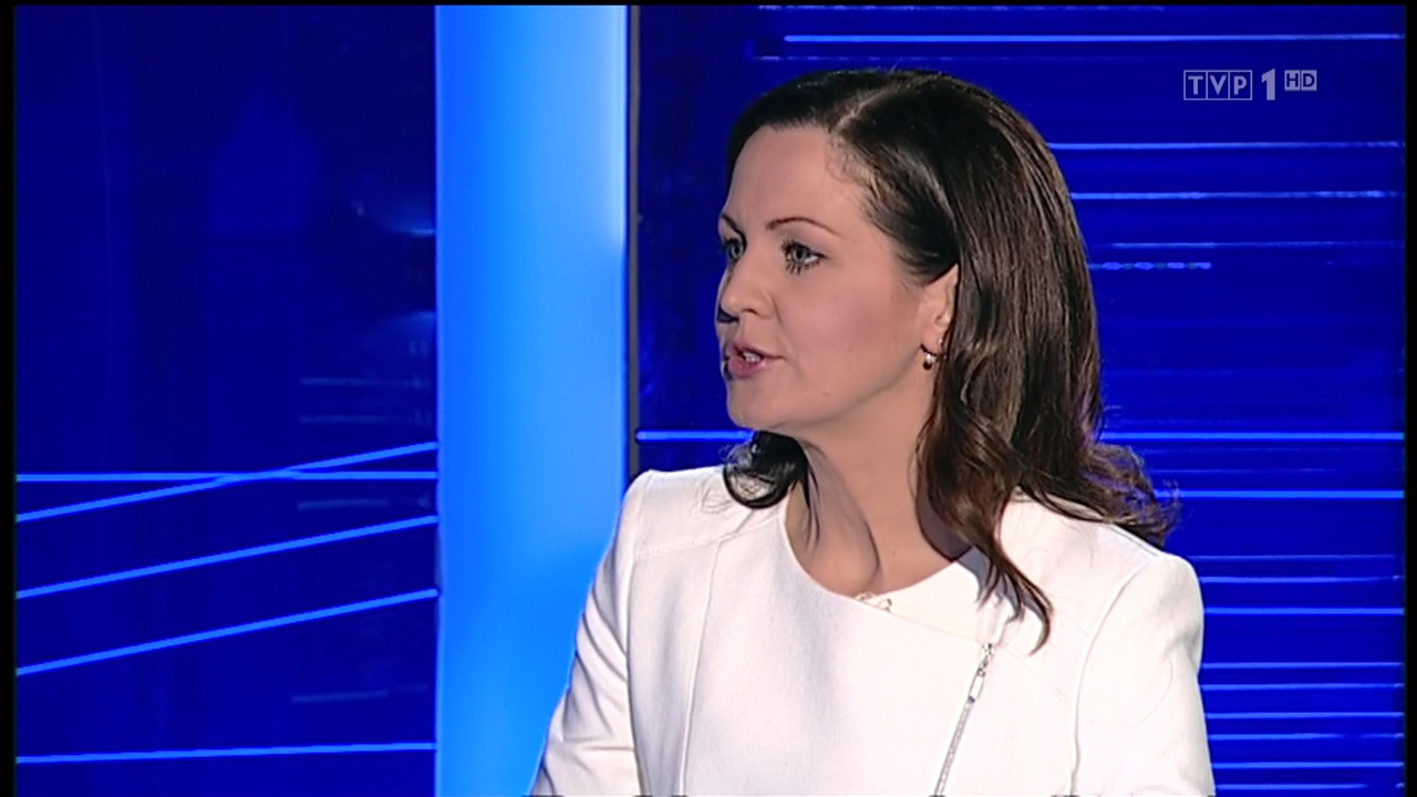 001_TVP_1_HD-18122015-1955.mts (0_00_48) 007962