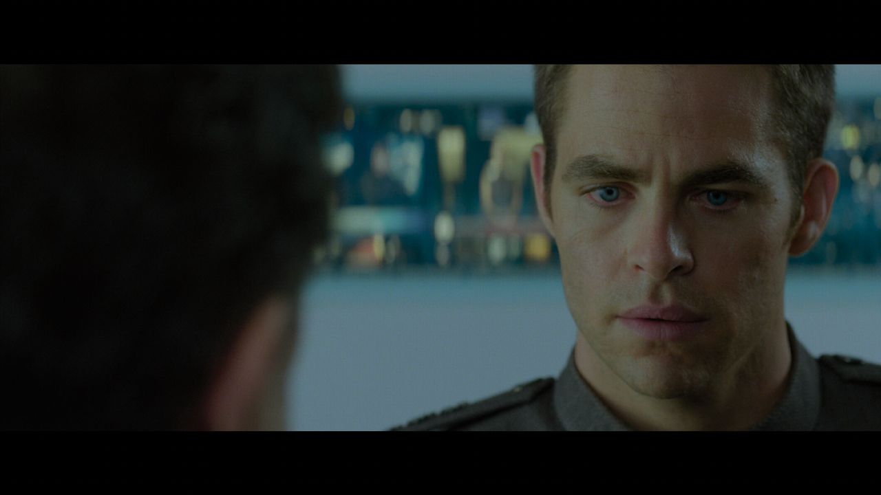 Star.Trek.Into.Darkness.2013.2160p.UHD.BDRemux.TrueHD.Atmos.7.1.HYBRID.DoVi-DVT.mkv_001636.305