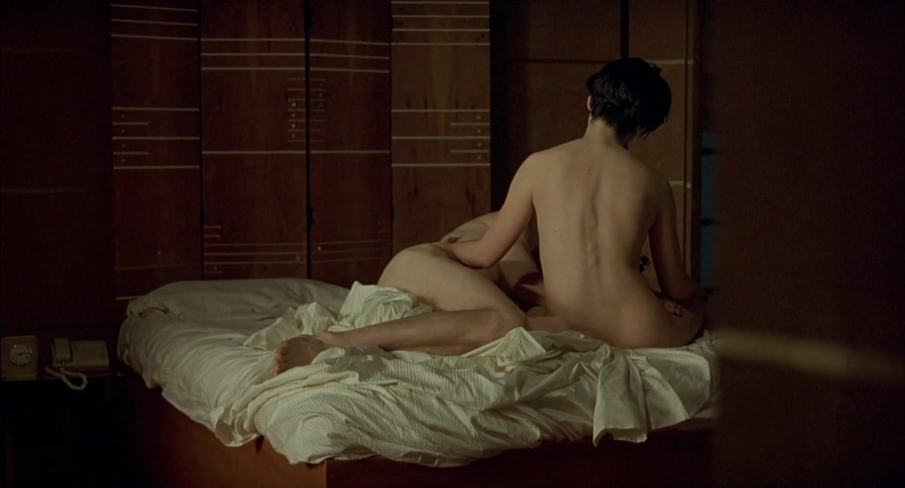 Gf with BF's Father Juliette Binoche nude - Damage (1992).mp4_20201005_165711.202
