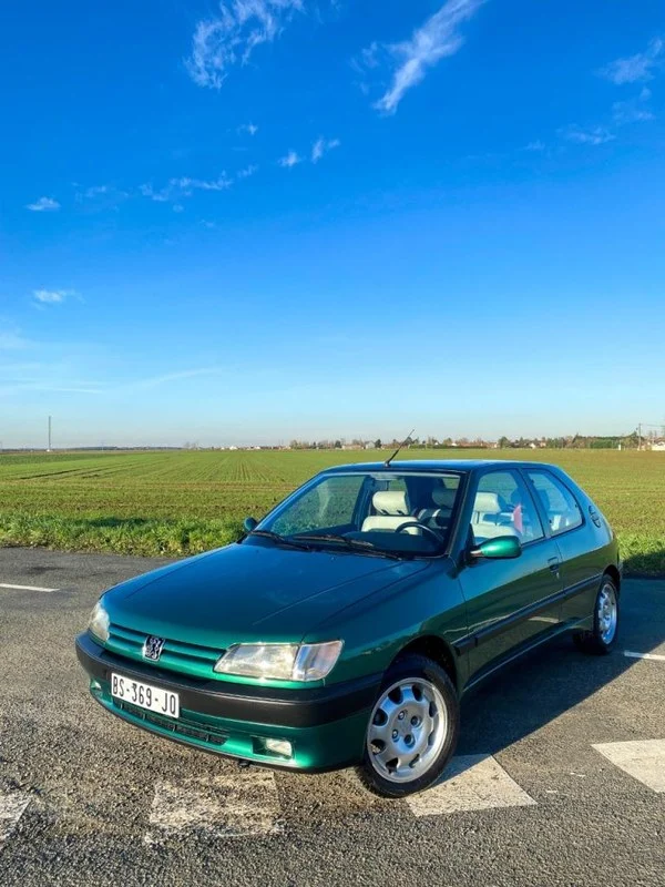 1995-peugeot-306-6756de704f618.webp