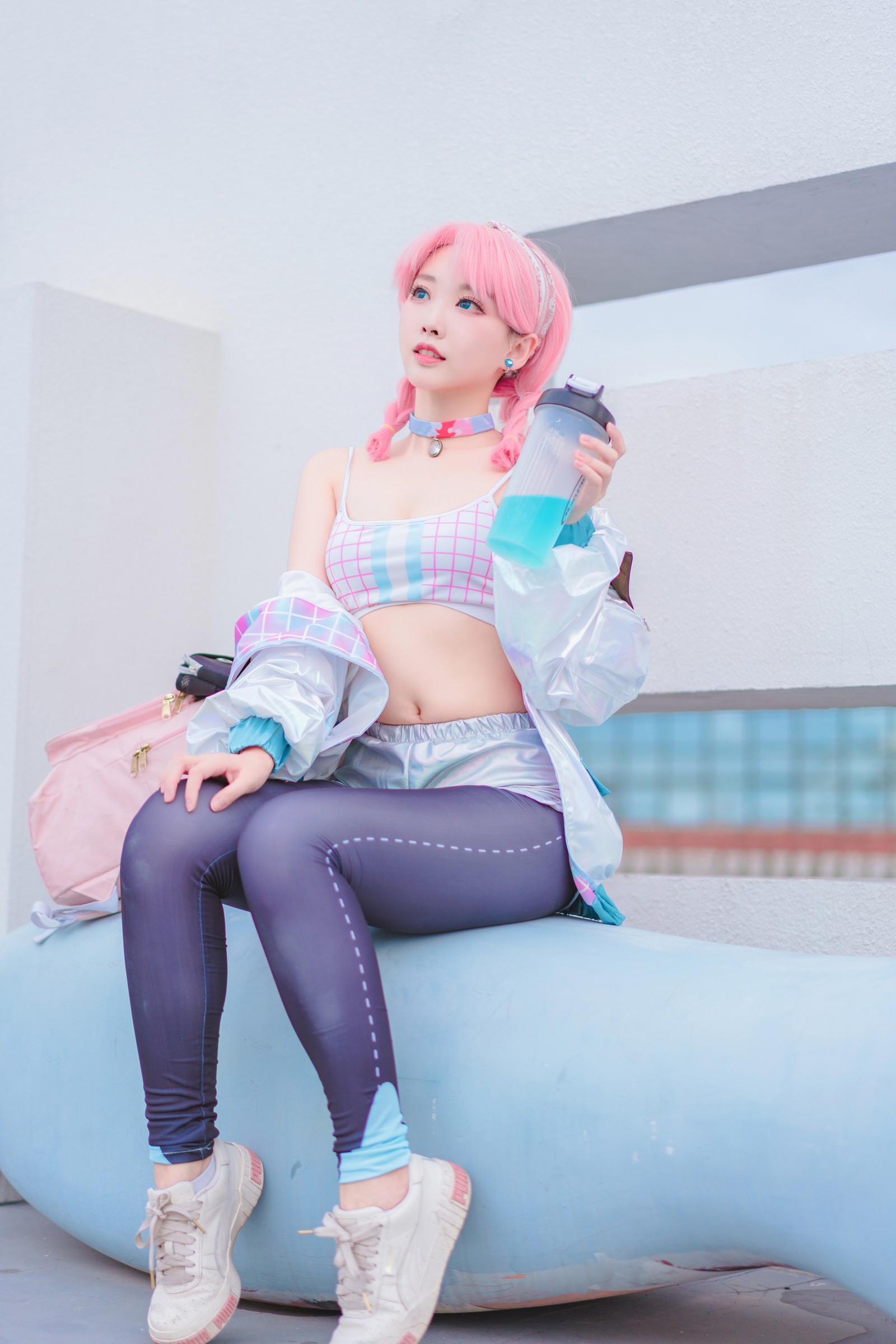 宮本桜 蓝毒 Cosplay 写真集｜明日方舟干员 高清摄影（16P｜322MB）插图4