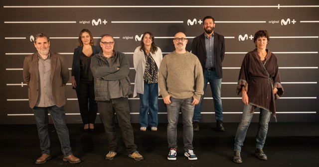 LA SERIE “RAPA” COMIENZA SU RODAJE BAJO LA DIRECCIÓN DE JORGE COIRA Y CON JAVIER CÁMARA Y MÓNICA LÓPEZ COMO PROTAGONISTAS LA SERIE “RAPA” COMIENZA SU RODAJE BAJO LA DIRECCIÓN DE JORGE COIRA Y CON JAVIER CÁMARA Y MÓNICA LÓPEZ COMO PROTAGONISTAS
