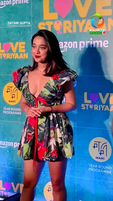 [Image: Sayani-Gupta-Jio-MAMI-00-00-19-14-Still003.jpg]