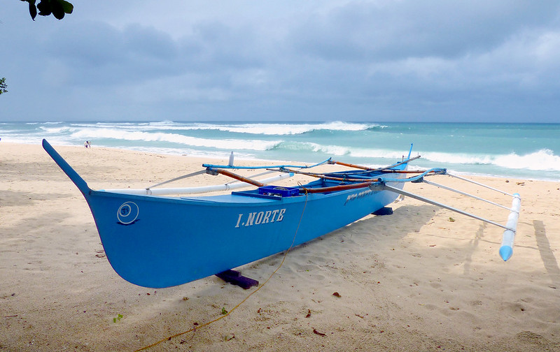 blue-long-fishing-boat.jpg