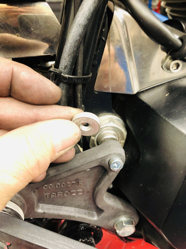 90067093-22CF-49F2-AE35-1F2C7EB5EE07