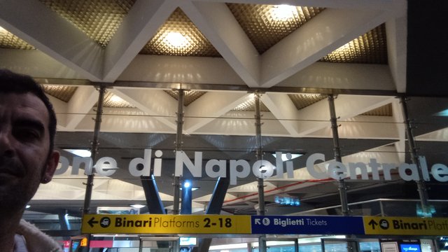 Roma-Nápoles-Roma, escapada cultural - Blogs de Italia - Nápoles, la caótica y desaliñada Nápoles (95)