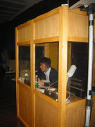 孙同传在翻译间