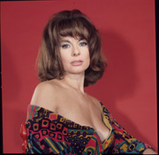 anne-heywood-b23