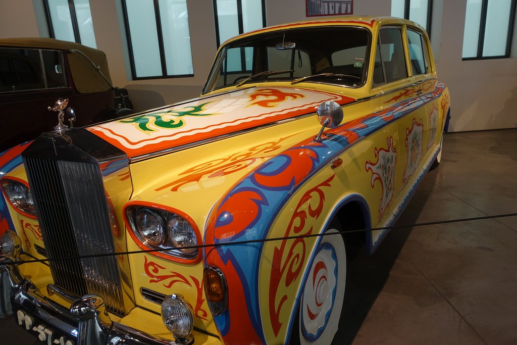 malaga-car-john-lennon.jpg