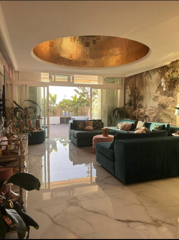 8CAB3F72-3555-4CFE-A7E9-F773BA5514B2