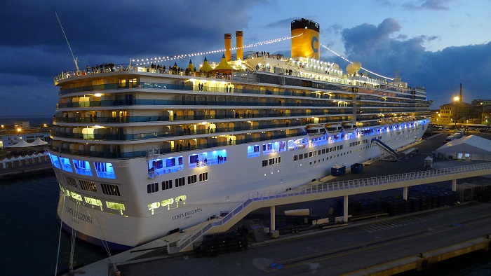 Costa Delioze, kapal pesiar milik Costa Cruises