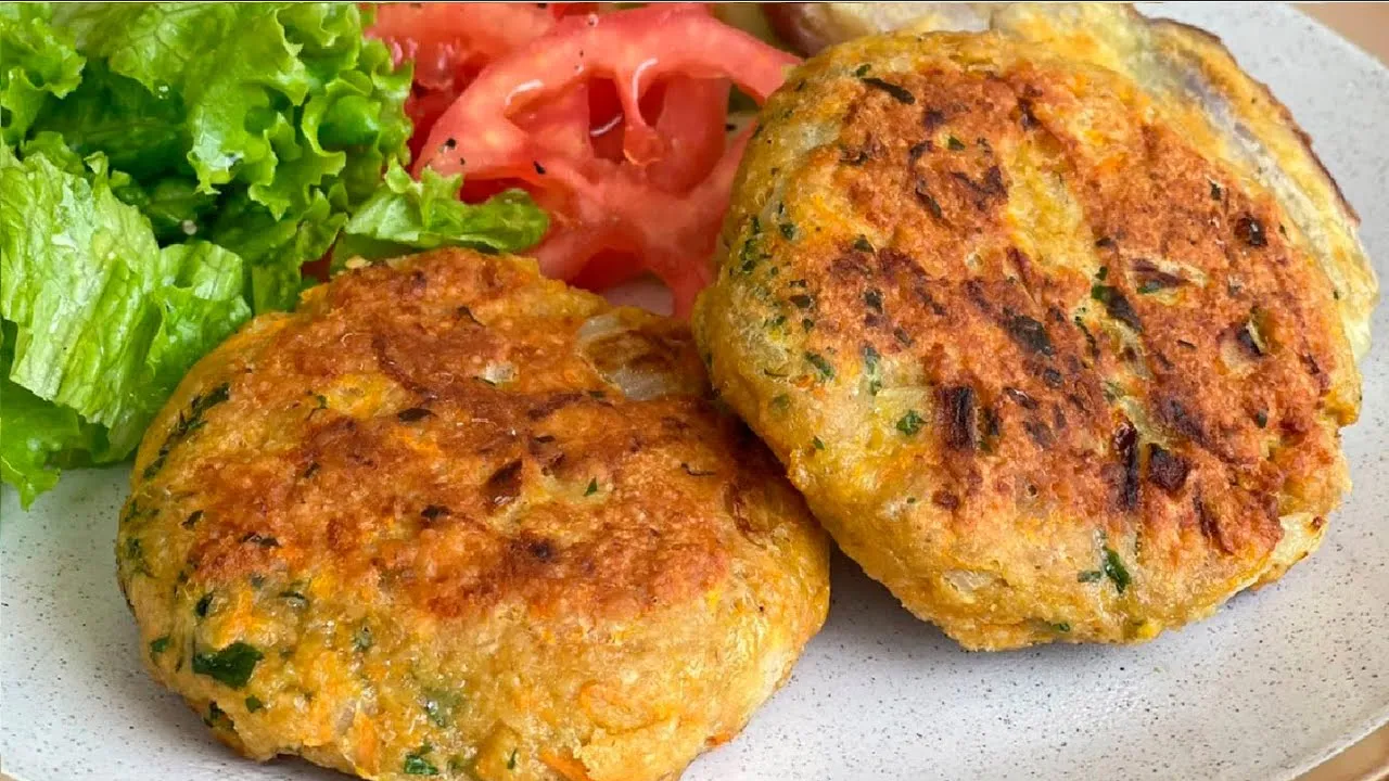 Receta para Cuaresma: Prepara unas tortitas de zanahoria con atún y avena