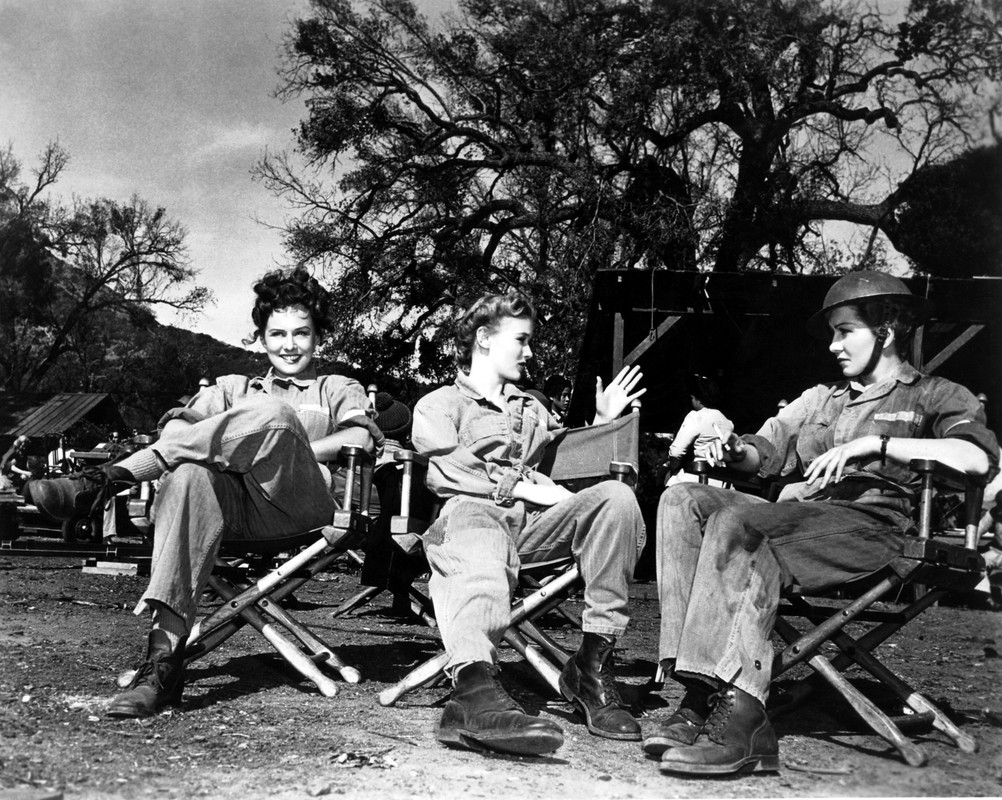 paulette_goddard_md13