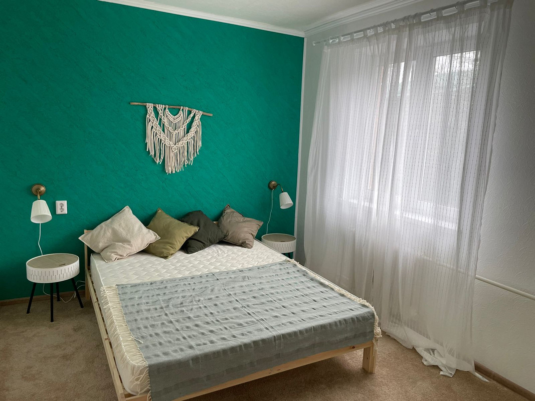 FEA76505-4DB7-4132-8645-BE940091928B