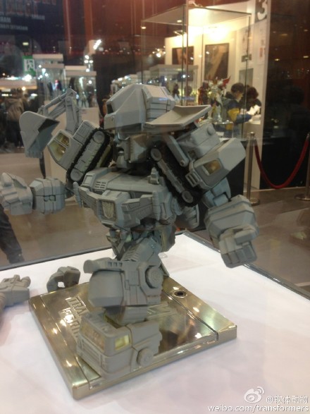 61e3354ejw1enev5plwyuj20xc18g484_1418998120