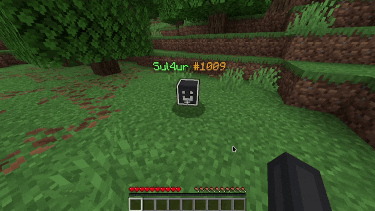 The player right-clicking on the grave. The grave gives all of its items to the player, placing each in its appropriate slot, and filling the player's XP bar with the stored XP.
