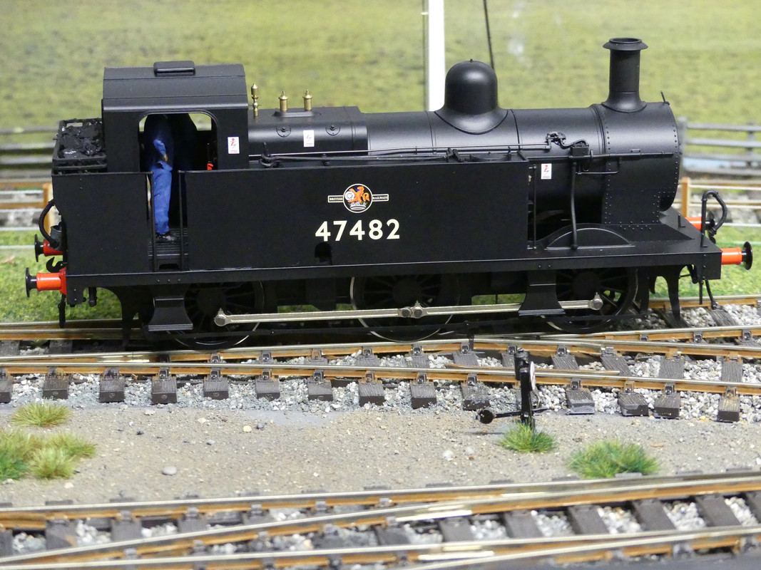 9E492BB8-A6D2-485C-A48B-B26CE17FA440