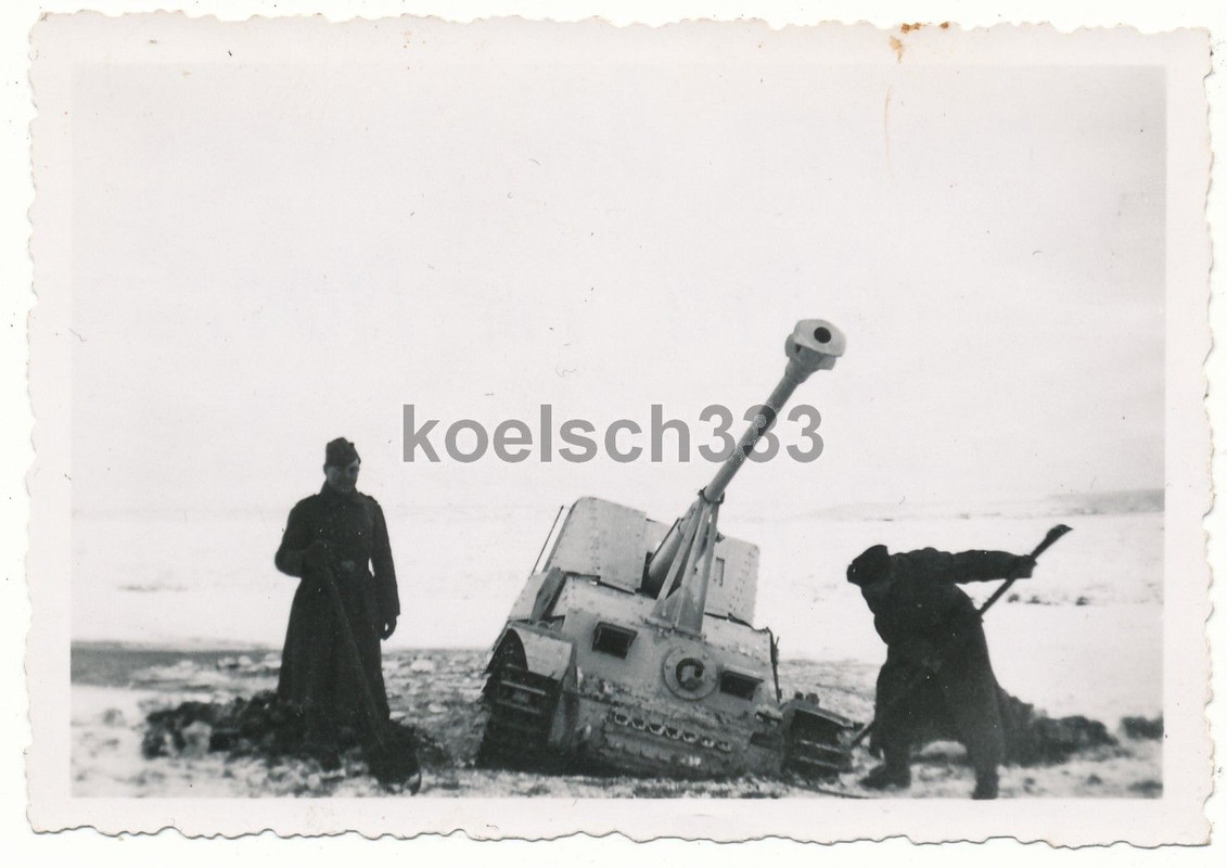 Foto Panzerjäger Marder III an der Ostfront im Eis Moor versackt
