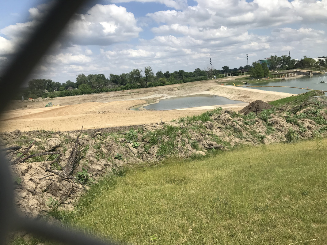 930FD9BF-EE19-43E6-9485-6693F30AB82D