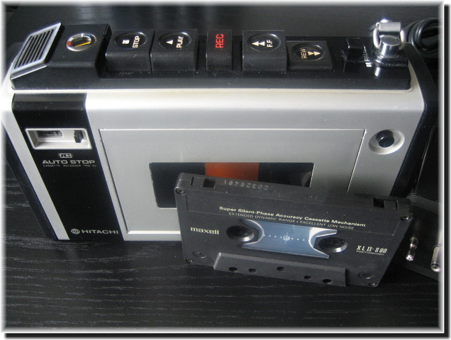 [Bild: HITACHI-C-Recorder-VIII.jpg]