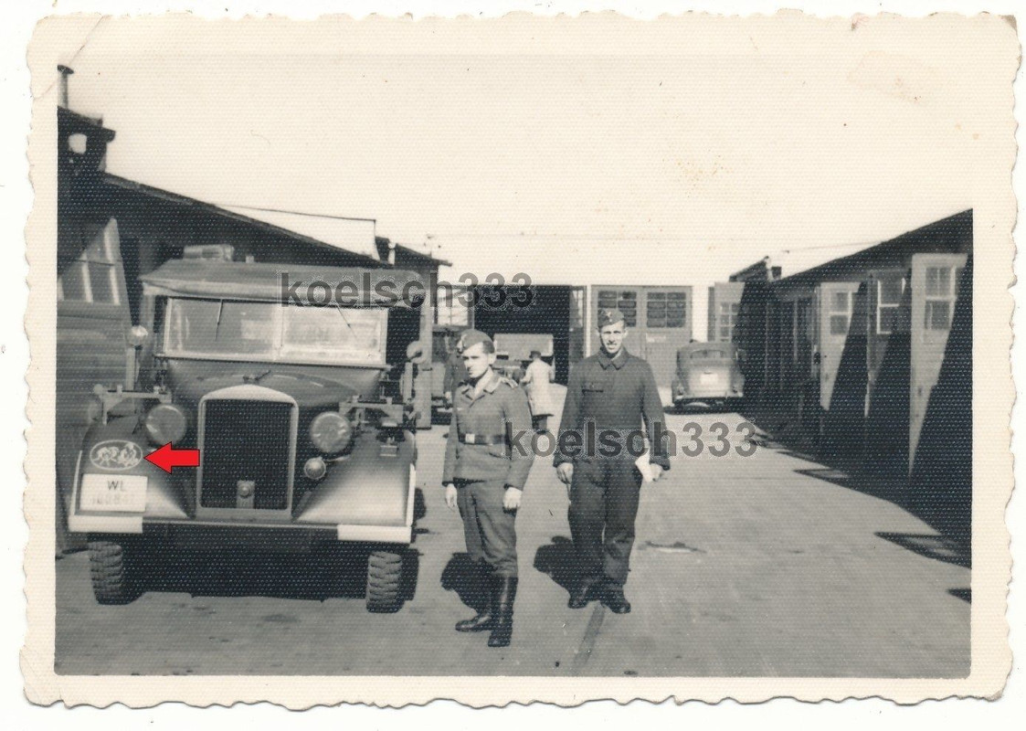 Foto Horch 901 Kübelwagen PKW Luftwaffe TKZ Wapp