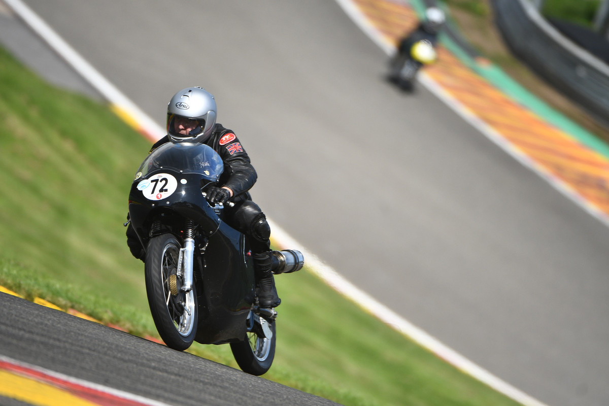 5061CAEE-0D74-474D-B670-7E8463824BB1