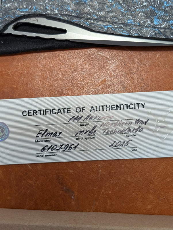 PXL 20251027 014353641