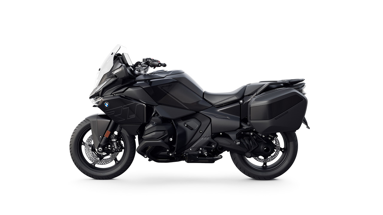 P90596297_highRes_the-new-bmw-r-1300-r