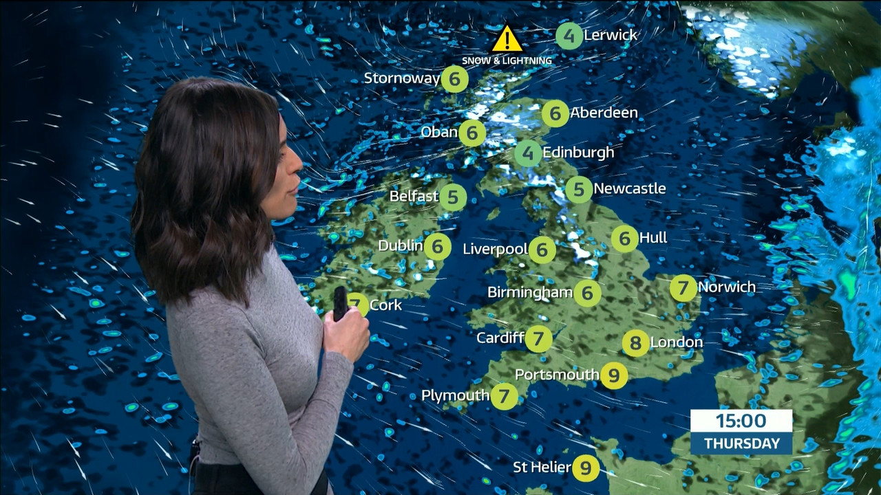 ITV Lunchtime News_20220224_13301355.ts_snapshot_22.26.221