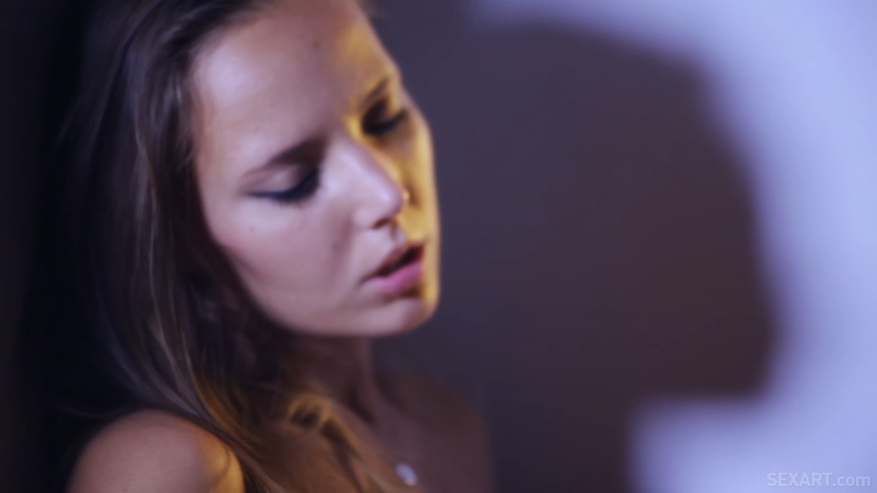 MangoA - $3x@rt -Doubleface - 120514 720p.mp4_snapshot_10.06.439