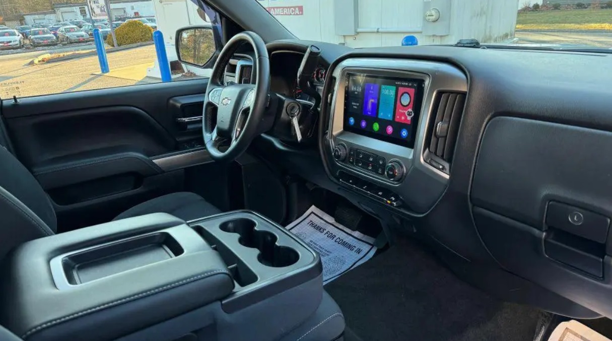 Vehicle thumbnail 18