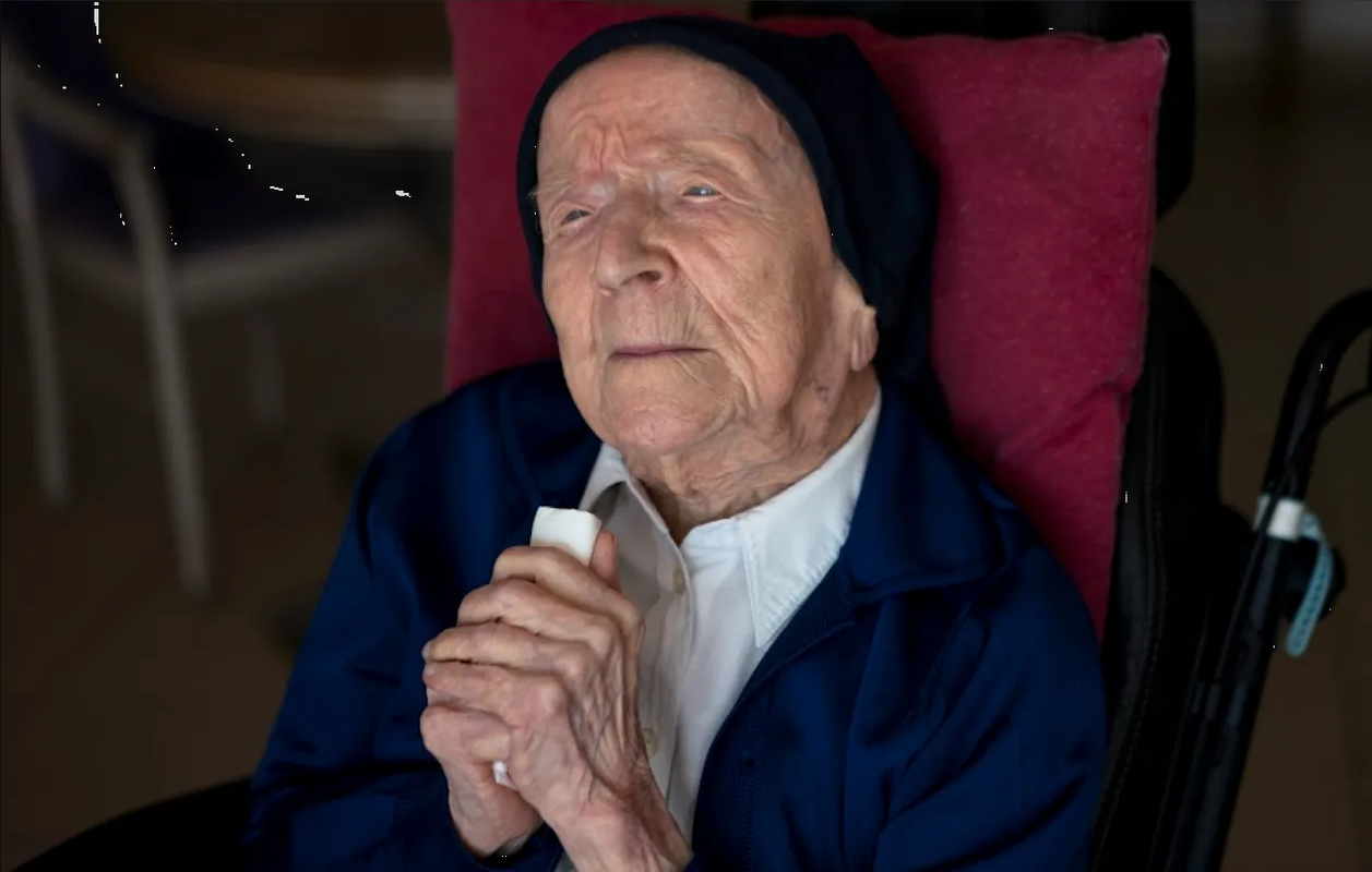 Sor André, la mujer con mayor edad en el mundo, muere a los 118 años