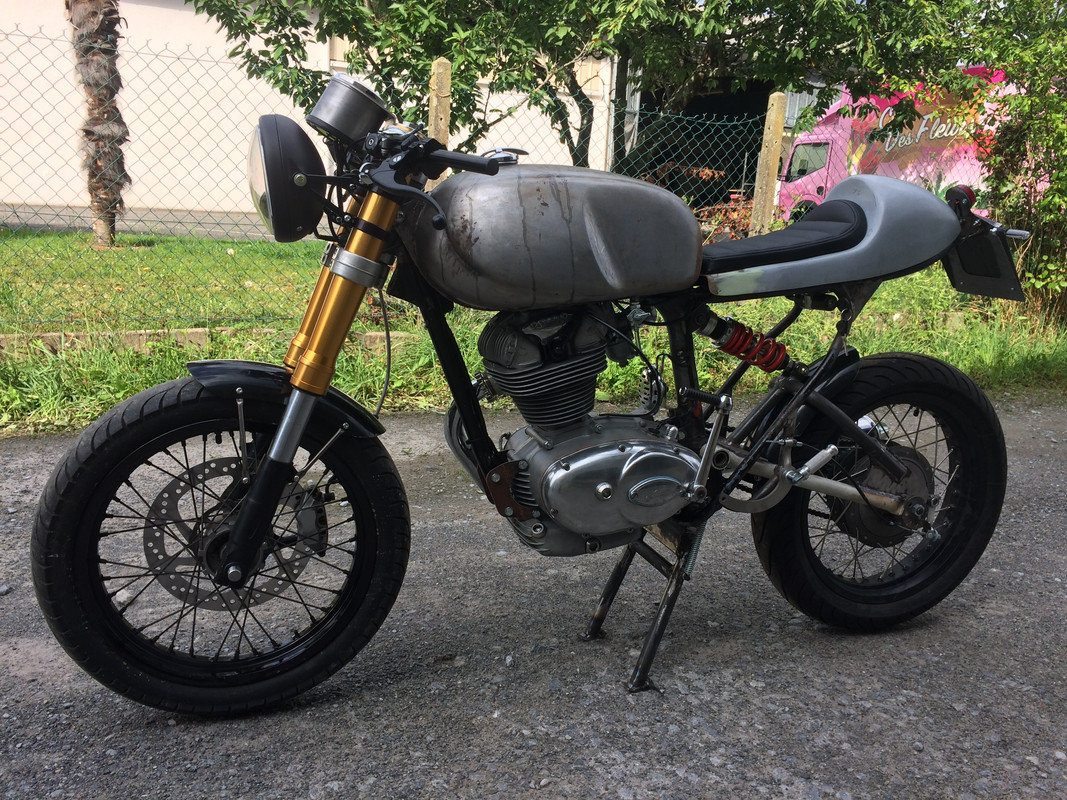 C3FCF922-0FC9-4F66-A84B-5DBC4579D630