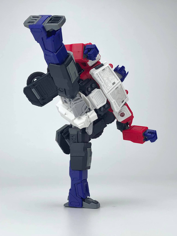 MB-18-ENERGY-COMMANDER-16