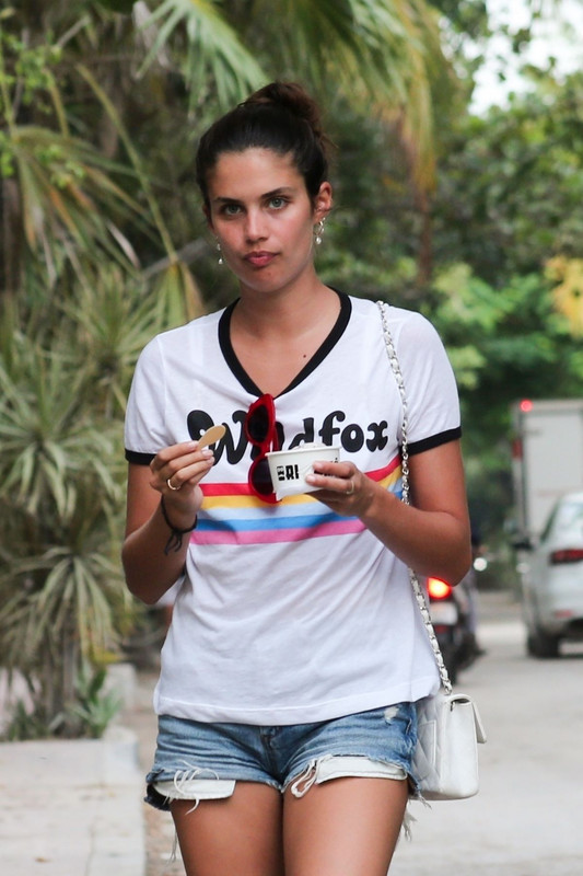 B18D8A3A-C89B-4ABE-86CF-BF8941ADA783