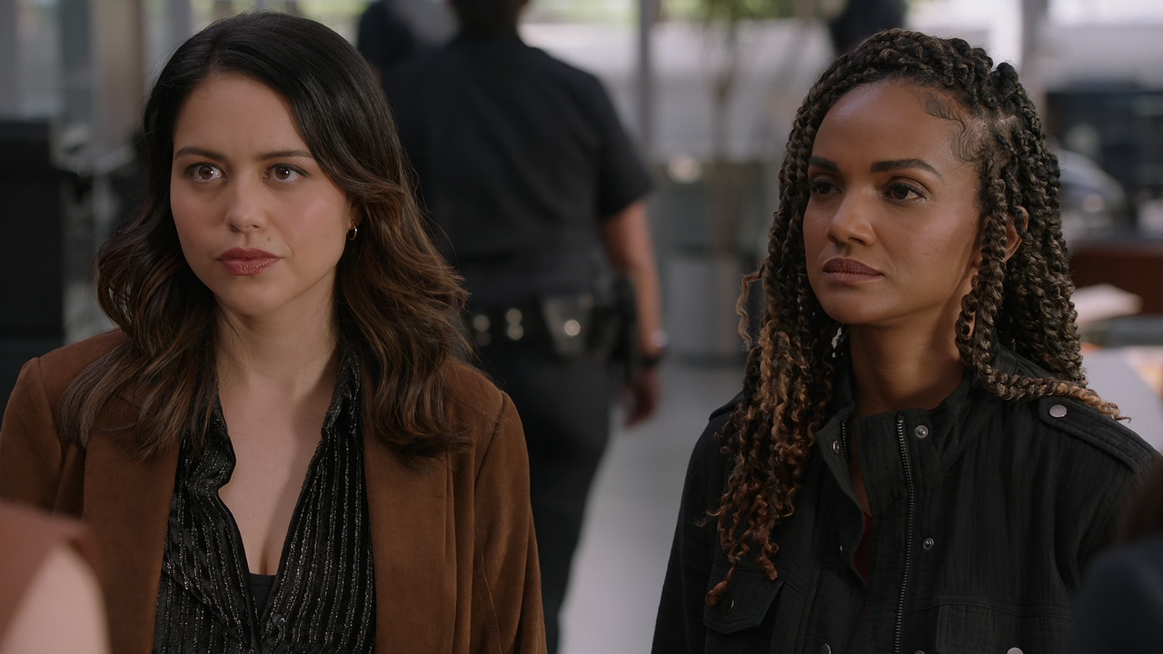 The.Rookie.S06E09.The.Squeeze.1080p.10bit.AMZN.WEB-DL.DDP5.1.HEVC-Vyndros.mkv_snapshot_22.07_[2024.0